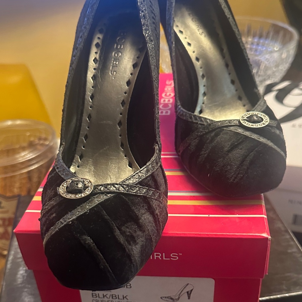 BCGB Velvet Black Heels with Buckle